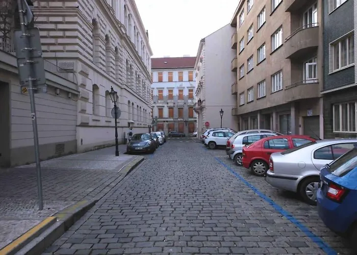 Golden Sunny Apartment, Centre, For 3 People