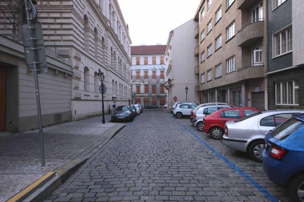 Golden Sunny Apartment, Centre, For 3 People Apartament